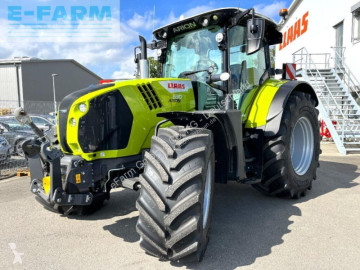 Tractor Claas