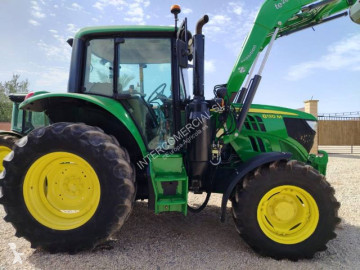 Другой трактор John Deere