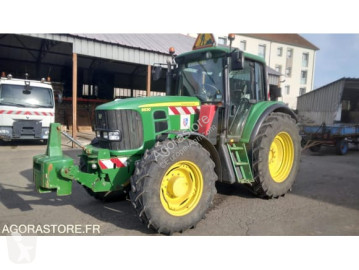 Tracteur agricole John Deere