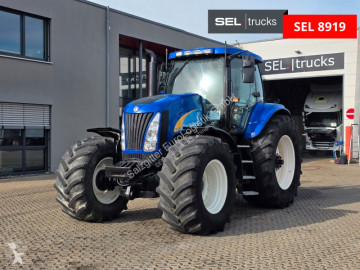 Tracteur agricole New Holland TG 230