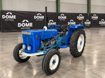 Tracteur agricole