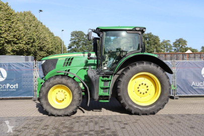 John Deere6R