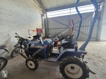 Zemědělský traktor Iseki