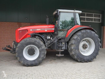 Селскостопански трактор Massey Ferguson