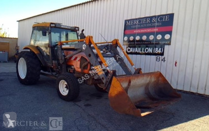 Tractor agrícola Renault