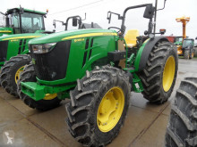 Mezőgazdasági traktor John Deere 5085 M használt