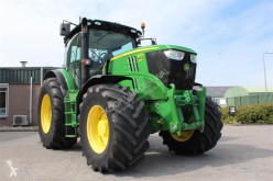 Mezőgazdasági traktor John Deere 6210R használt