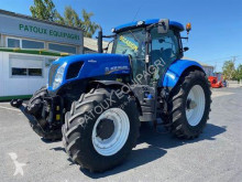 Tractor agrícola New Holland T7.220 AC usado