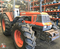 Tractor agrícola Kubota K1 usado