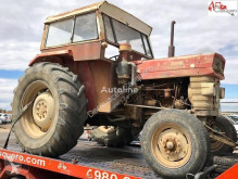 Mezőgazdasági traktor Massey Ferguson 157 használt