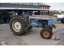 Tractor agrícola Ford 5000 usado