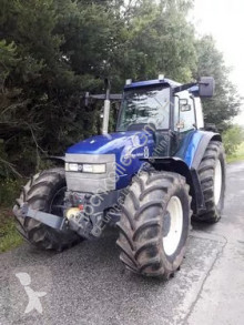 Mezőgazdasági traktor New Holland használt