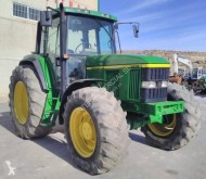 Tracteur ancien John Deere 6900