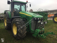 Селскостопански трактор John Deere 8320