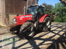 tracteur agricole Massey Ferguson