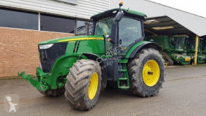 Tracteur agricole John Deere