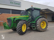 Селскостопански трактор John Deere