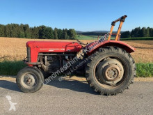 Tracteur agricole tracteur ancien Massey Ferguson