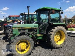 Tractor agrícola John Deere 2140