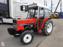 Tractor agrícola Case 733E usado