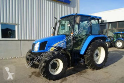 Mezőgazdasági traktor New Holland használt