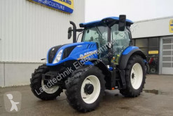 Mezőgazdasági traktor New Holland használt