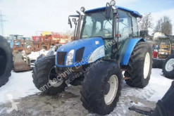 Zemědělský traktor New Holland použitý
