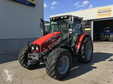 Trattore agricolo Massey Ferguson usato