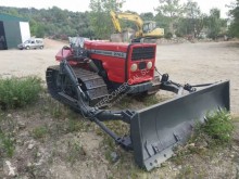 Tracteur ancien Massey Ferguson Cadenas 274C con Burdocer