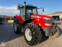Trattore agricolo Massey Ferguson usato