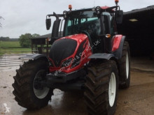 Valtra Landwirtschaftstraktor gebrauchter