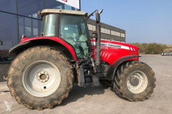 Tractor agrícola Massey Ferguson usado