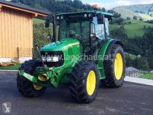Tractor agrícola John Deere usado