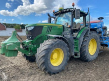 Tractor agrícola John Deere usado