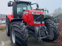 Mezőgazdasági traktor Massey Ferguson használt