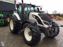 Traktor Valtra T234 versu ojazdený