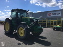 Tractor agrícola John Deere usado