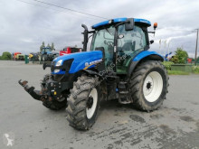 Zemědělský traktor New Holland použitý