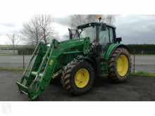 Zemědělský traktor John Deere použitý