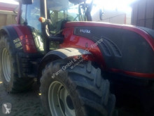 Trattore agricolo Valtra usato