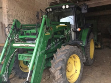 Trattore agricolo John Deere usato
