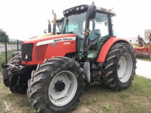Mezőgazdasági traktor Massey Ferguson használt