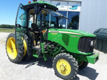 Tractor agrícola John Deere usado