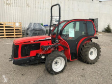 Tractor agrícola Carraro usado