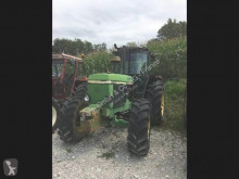 Tractor agrícola John Deere