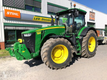 Zemědělský traktor John Deere použitý