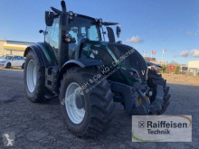 Tractor agrícola Valtra usado