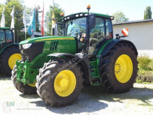 Tractor agrícola John Deere usado