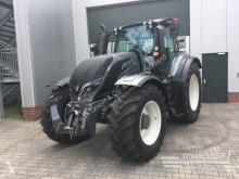 Trattore agricolo Valtra usato