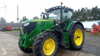 Tractor agrícola John Deere usado